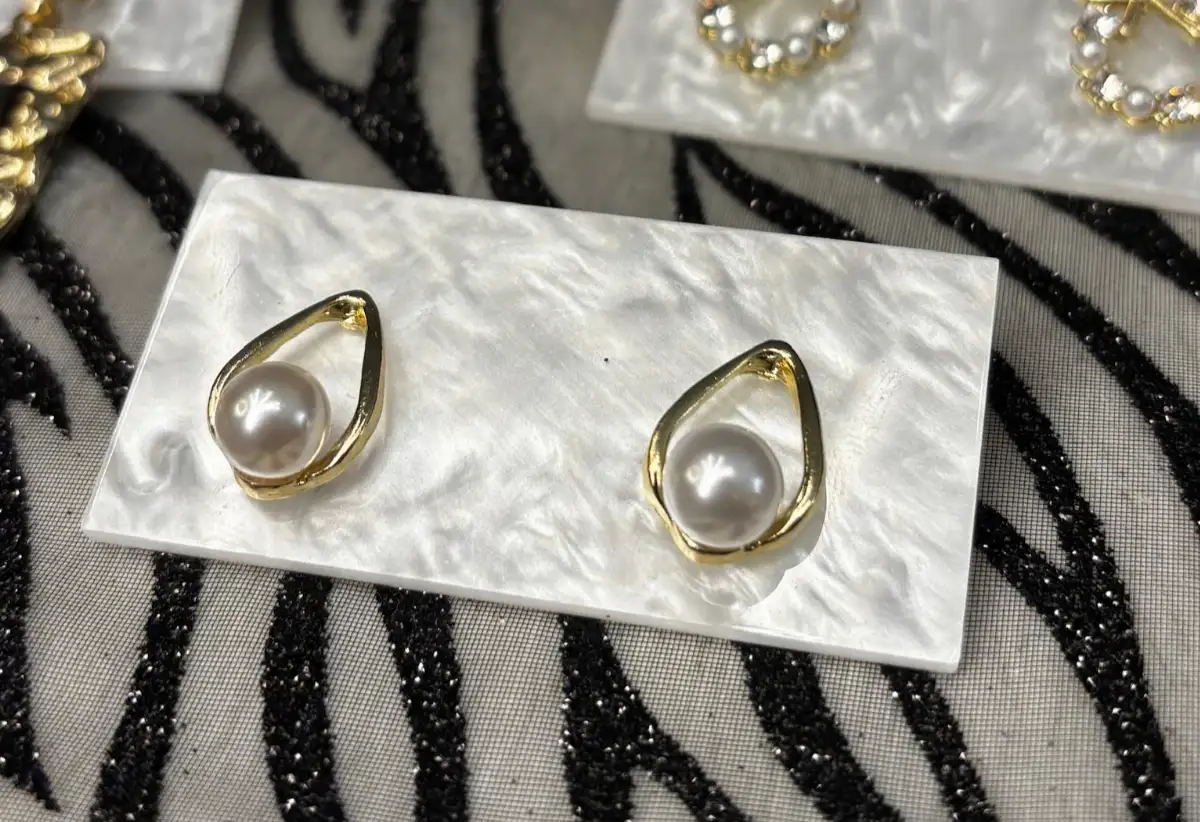 Boucles d’oreilles gouttes perlée